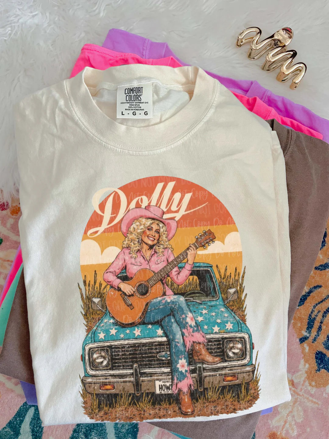 Dolly Vintage Style T-Shirts (Special Edition - Select Style)